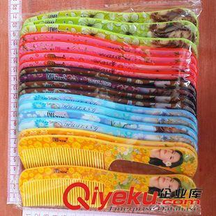 深圳市龍崗區(qū)京情百貨店 頭花飾品與一元一件批發(fā)日用百貨的專(zhuān)業(yè)選擇